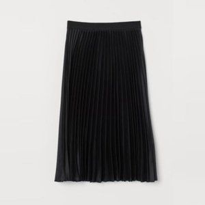 H&M Pleated Midi Skirt